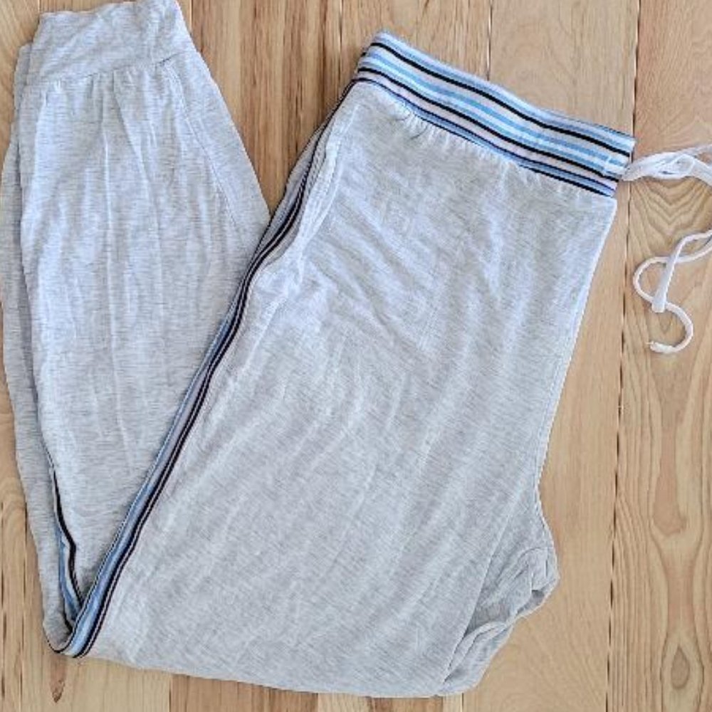 DKNY Women's Lightweight Gray Jogging Pockets L